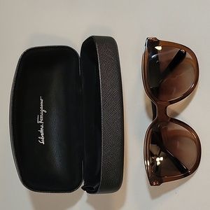 Salvatore Ferragamo sunglasses SF977S brown